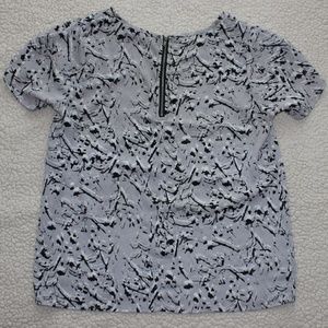 Forever 21 Tops - Forever 21 Black Gray White Blouse Like New Forever 21 Tops - Forever 21 Black Gray White Blouse Like New